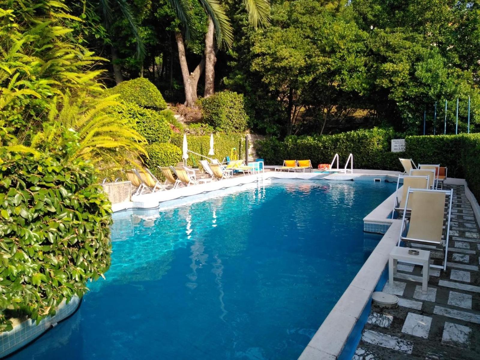 Eurotel 522 Rapallo Exteriör bild