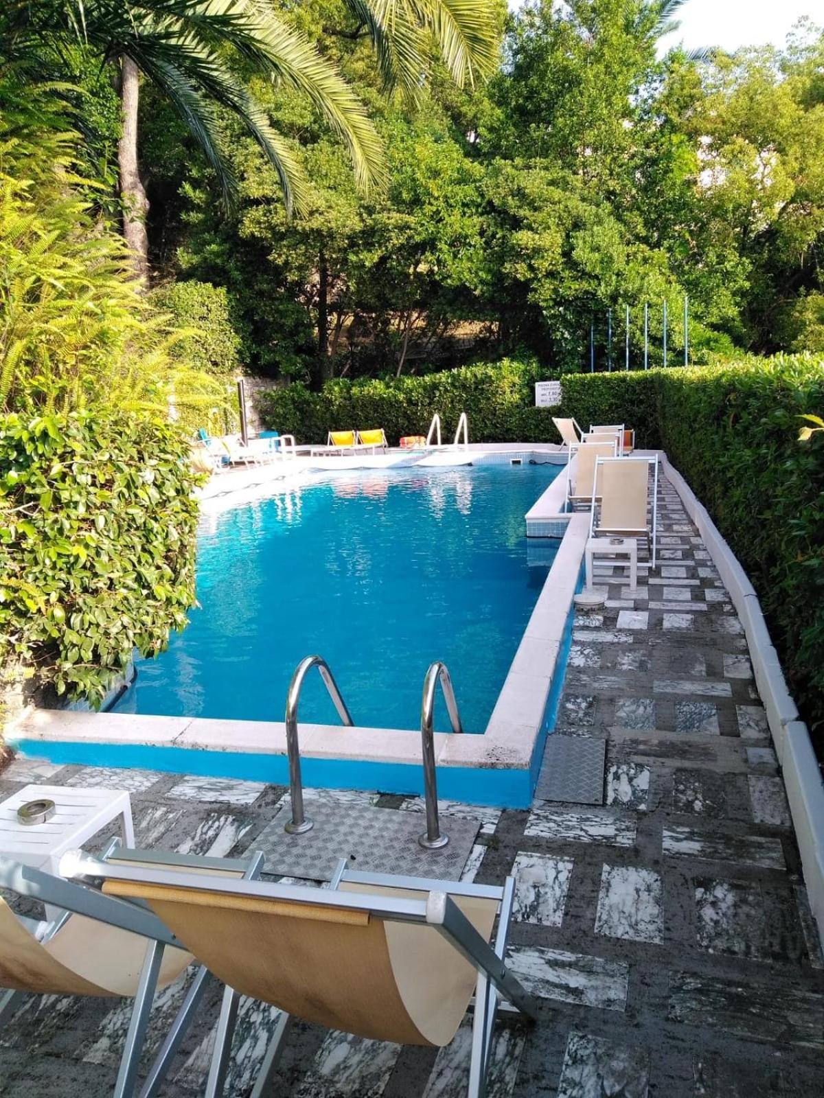 Eurotel 522 Rapallo Exteriör bild