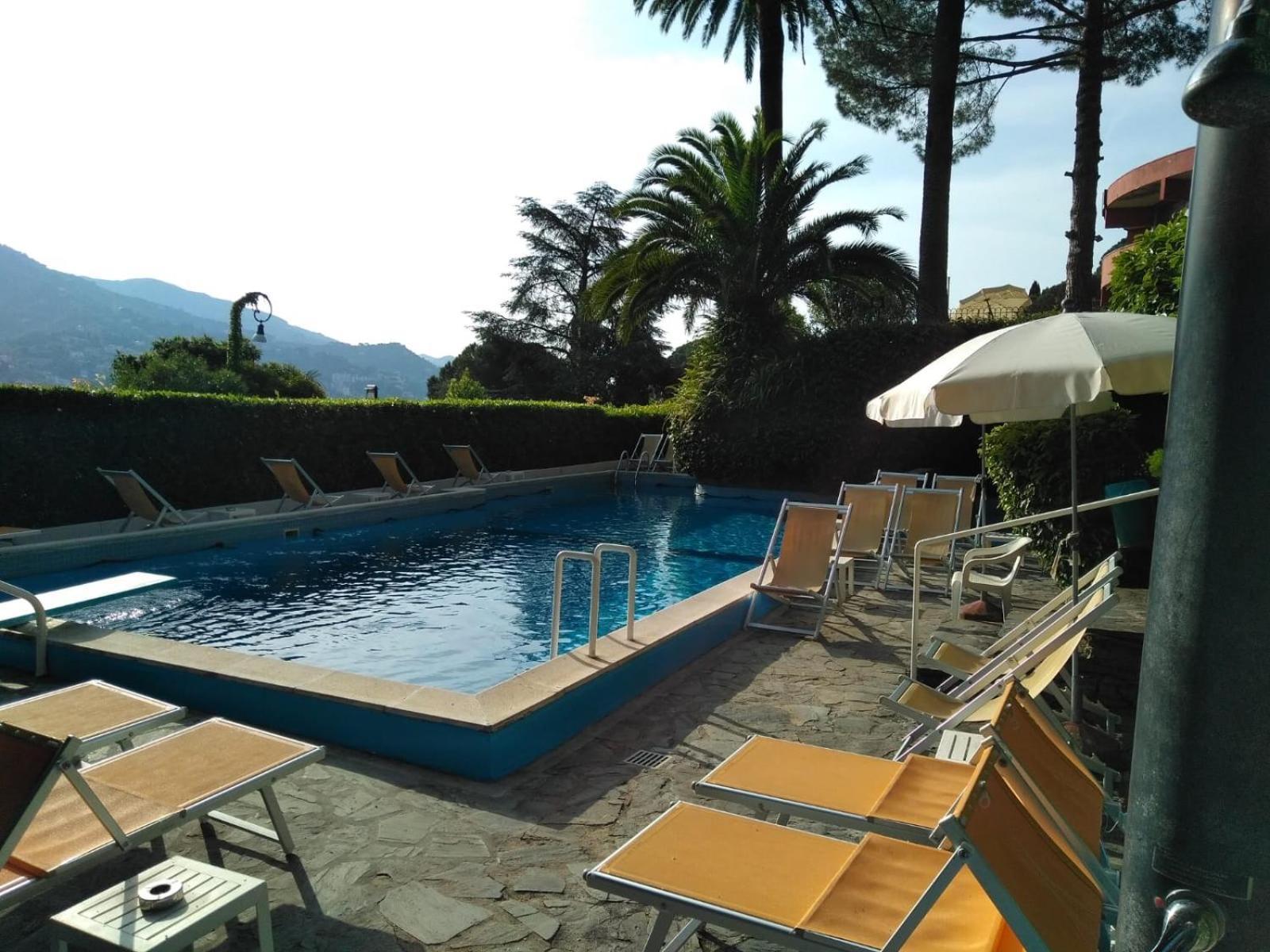 Eurotel 522 Rapallo Exteriör bild